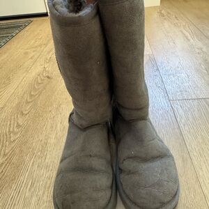 Ladies Ugg Classic Tall Grey - Size 5